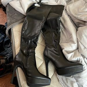 High heel leather boots